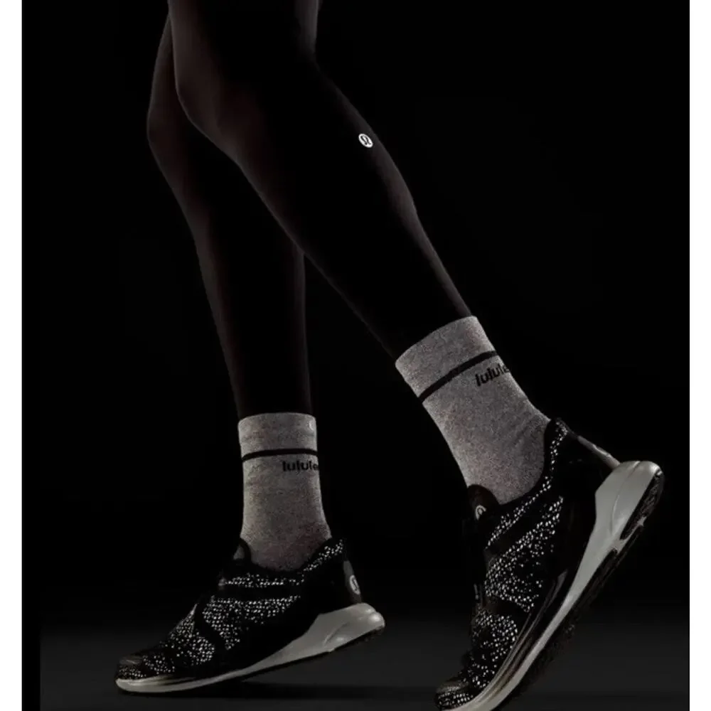Lululemon Blissfeel 2 Women's Running Shoe *Winter Size 9 Black Silver Drop